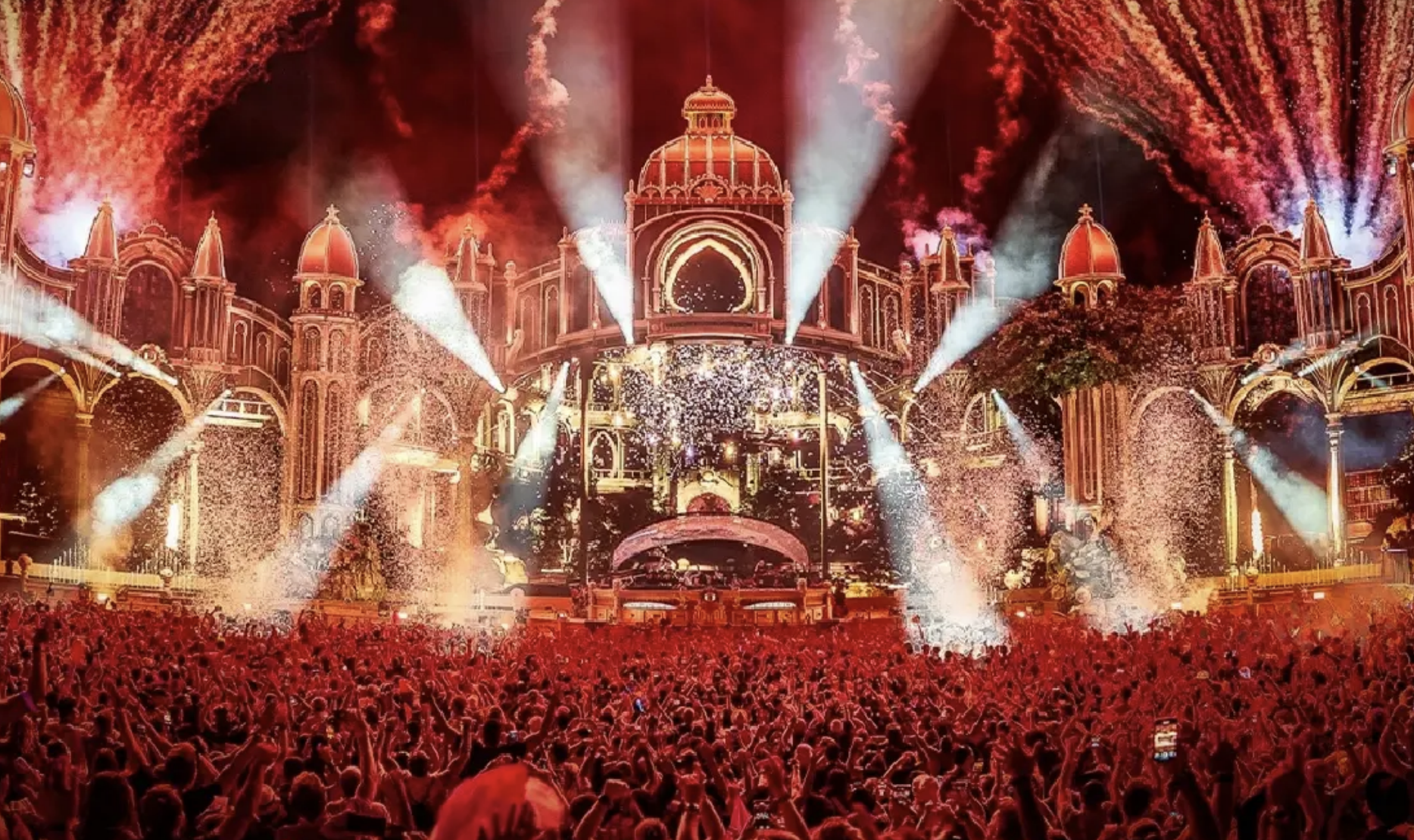 Crowd enjoying Tomorrowland Thailand 2026 at Wisdom Valley